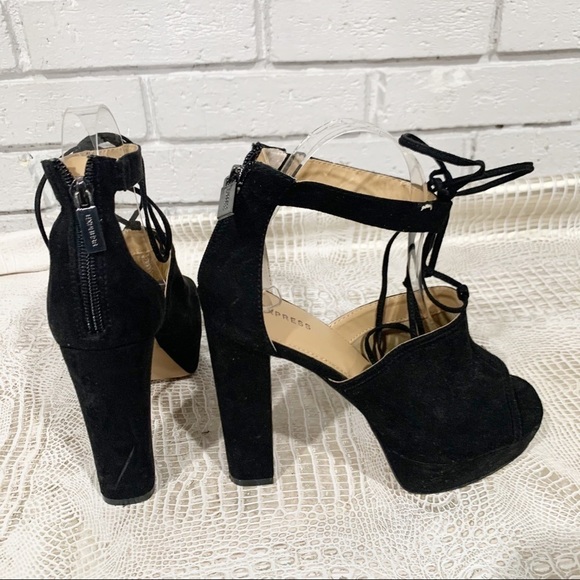 Express Women’s Black Tissu Peep Toe Heels - Picture 7 of 12